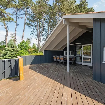 Four-bedroom In Ebeltoft