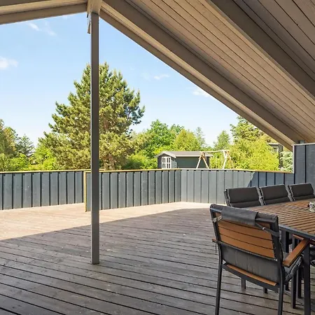 Four-bedroom In Dom wakacyjny Ebeltoft
